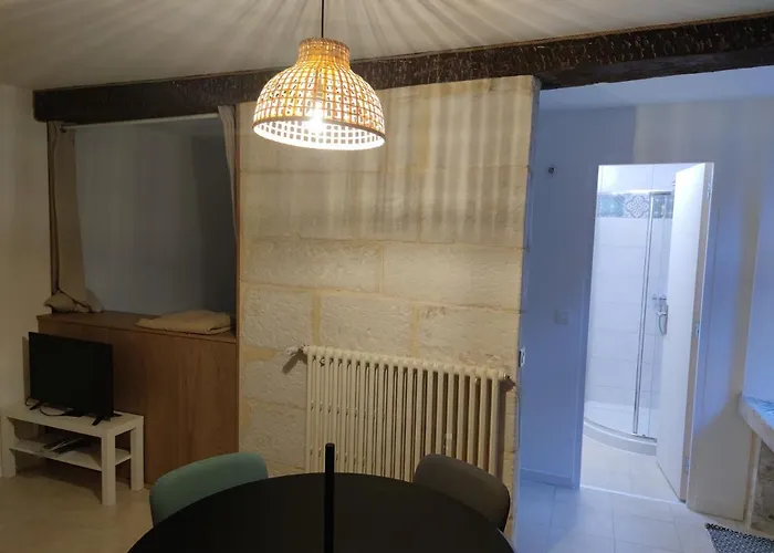 Studio de charme, au calme dans le vieux Chaumont